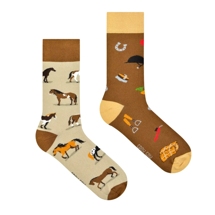 Konie - kolorowe skarpetki - Spox Sox.webp
