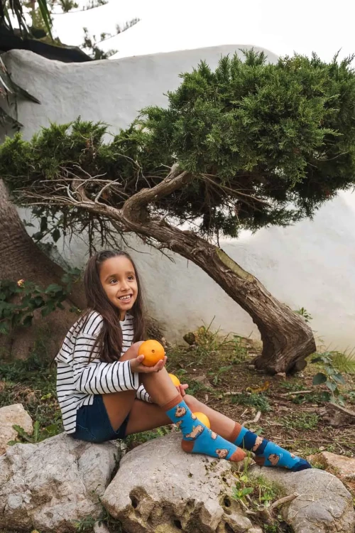 Kapibary-kolorowe-skarpetki-dla-dzieci-nie-do-pary-Spox Sox-lookbook3.webp